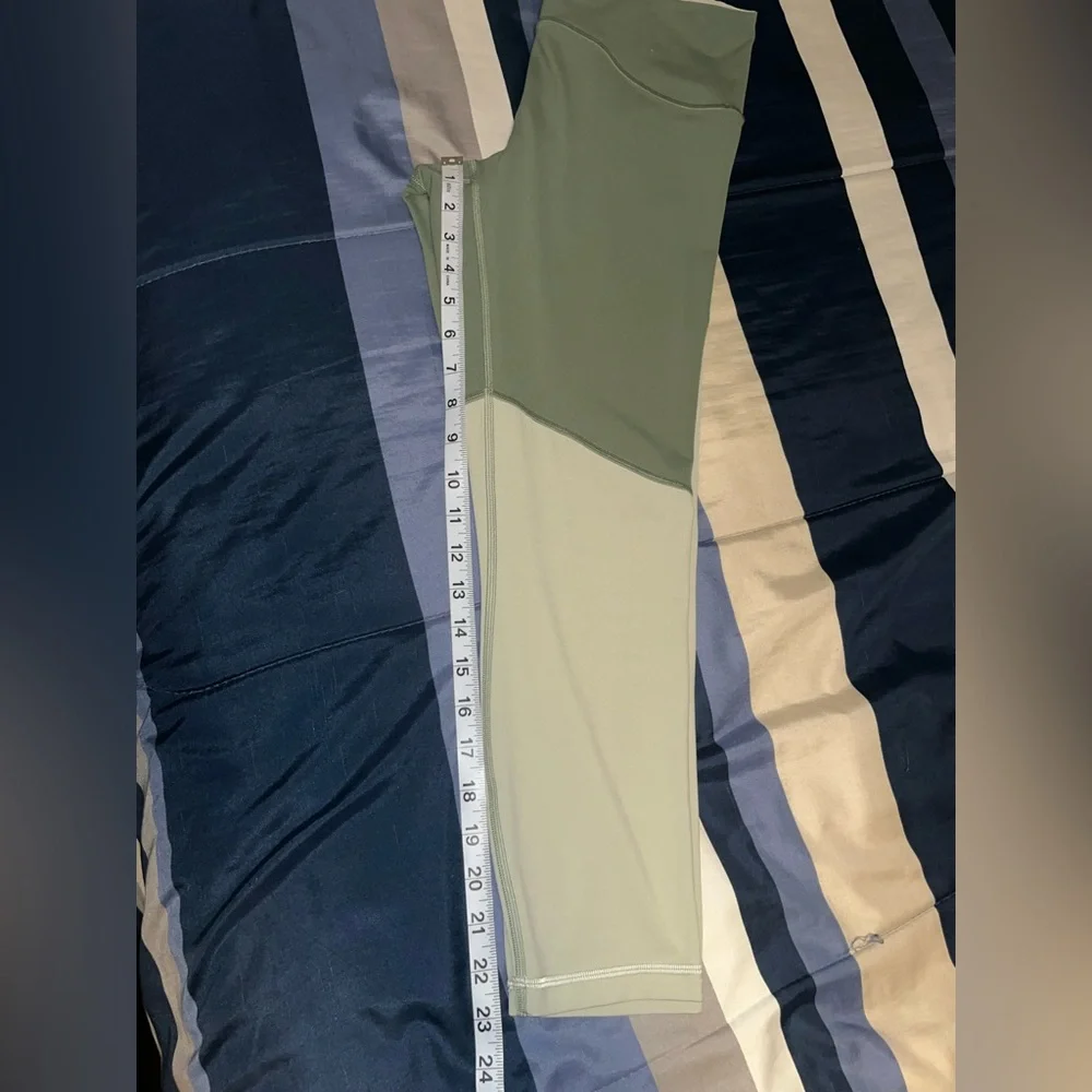 🍋 NWOT Lululemon Nulu Colour Block HR Crop 23" - Green Twill/Green Fern - Sz 8 - Picture 12 of 13